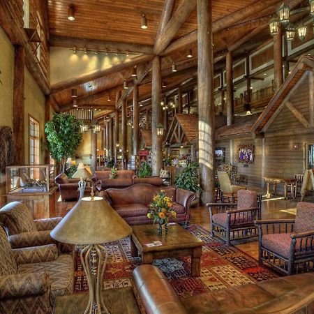 Апартаменты The Keeter Center At College Of The Ozarks Холлистер Экстерьер фото